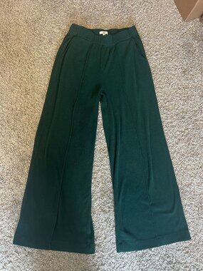 Like New Lauren Conrad Green Cord Wide Leg Pants - Size Large